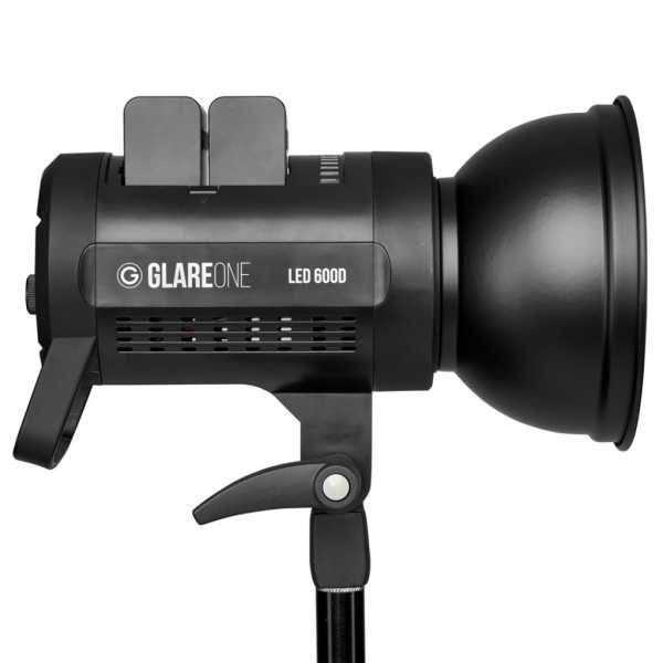Studyjna lampa fotograficzna GlareOne 600D LED Bowens do wypożyczenia