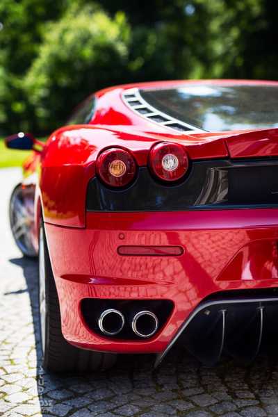 Samochód sportowy Ferrari F430 do wypożyczenia