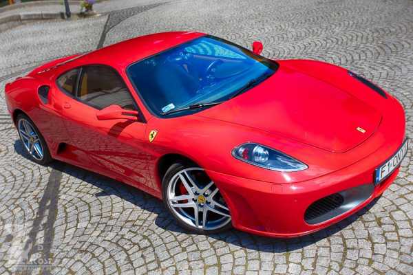 Samochód sportowy Ferrari F430 do wypożyczenia