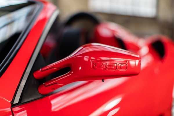 Samochód sportowy  Ferrari F430 cabrio do wypożyczenia