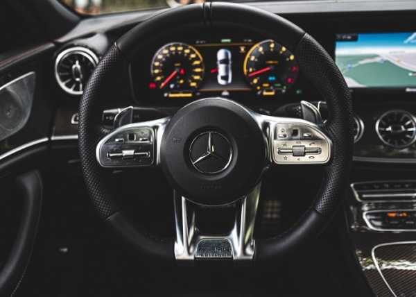 Luksusowy samochód limuzyna Mercedes CLS53 AMG do wypożyczenia