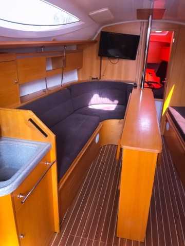 Jacht żaglowy Maxus 33.1 RS do wypożyczenia