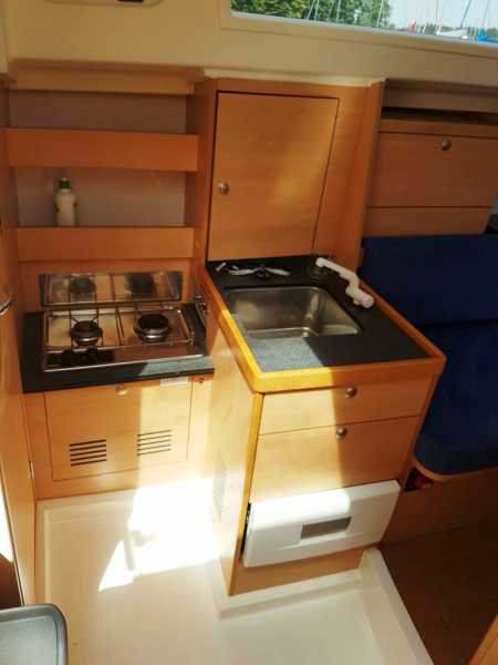 Jacht żaglowy Phila 900 do wypożyczenia