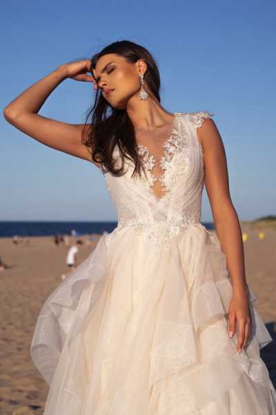 Suknia Maxima 2021 Maxima 3621 do wypożyczenia