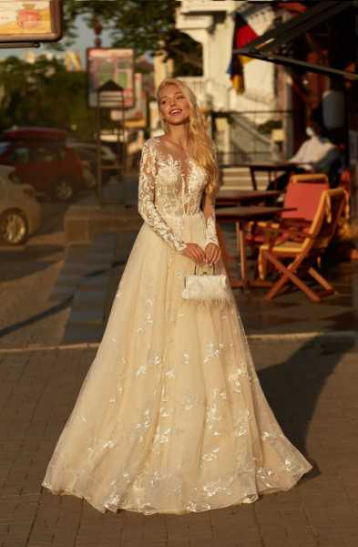 Suknia Lorange Attesa 2021 Kechina do wypożyczenia