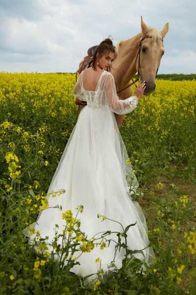 Suknia Lorange Fiori 2020 Agata do wypożyczenia