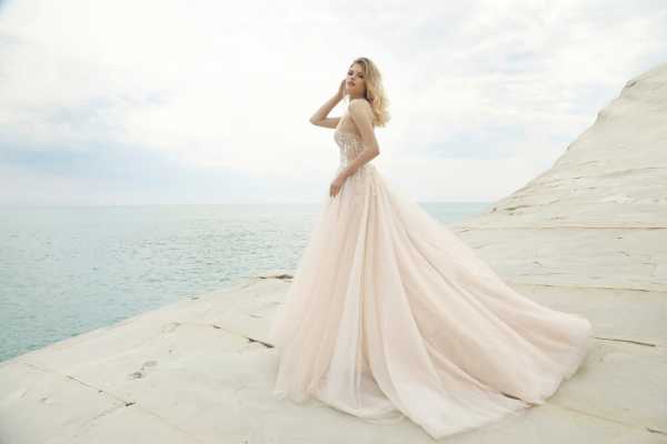 Suknia Gala Modern Princess 2020 Chile do wypożyczenia