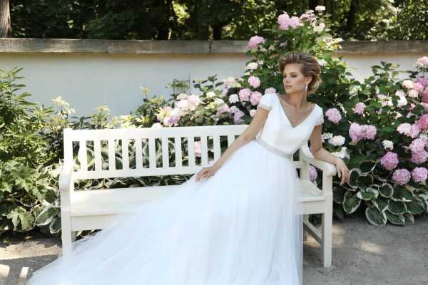 Suknia Gala Pure White 2020 Cyntia do wypożyczenia