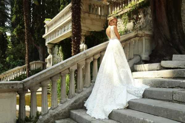 Suknia Gala White Lake 2019 Blanche do wypożyczenia