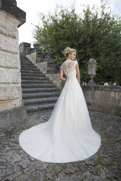 Suknia Sincerity Bridal do wypożyczenia