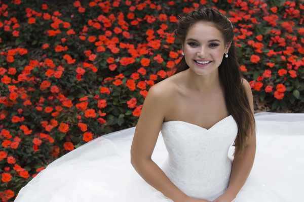 Suknia Sweetheart Gowns do wypożyczenia